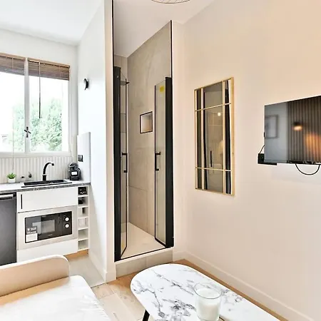 Petit Pres De Paris Apartment