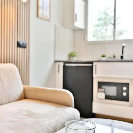 Petit Pres De Paris Apartment *